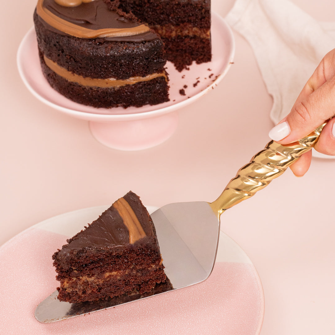 Cake Spade Serving Chocolate Cake